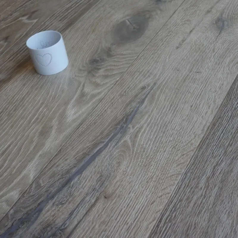 IMPERIAL Montaro Engineered Distressed Hand Crafted Invisible Oak 15x220mm