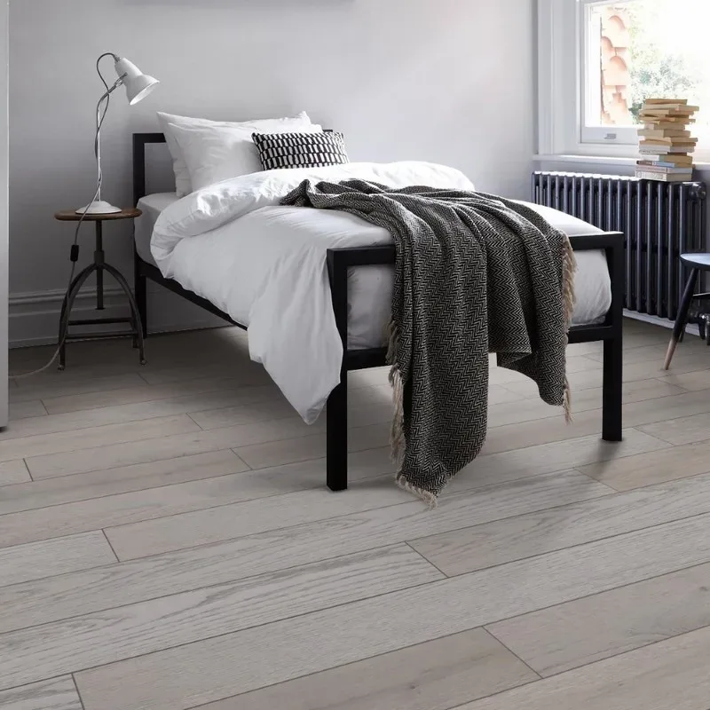 ITALIAN Trievo Engineered Emerald Silver Grey Brushed & UV Oiled 14x189