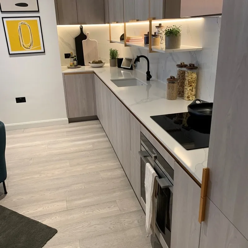 URBAN Blockora Fulham Silver Grey Oak Brushed UV Lacquered Clic 14x190mm